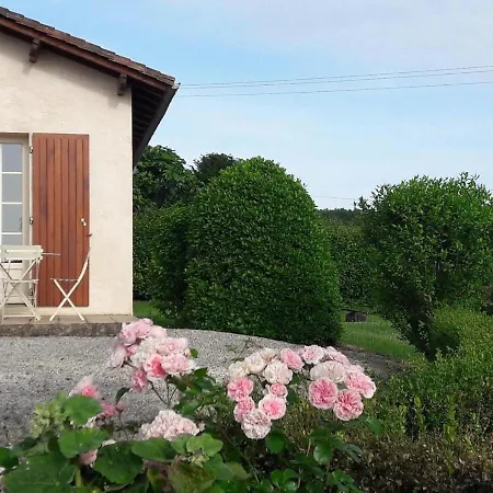 De Charme Avec Wifi Et Animaux Admis - Fr-1-653-42 * Saint-Romain (Charente)