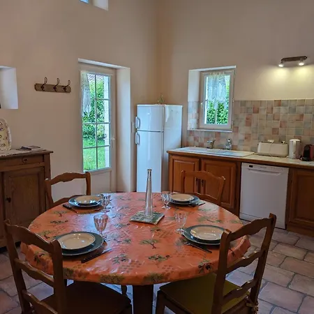 Hétvégi ház De Charme Avec Wifi Et Animaux Admis - Fr-1-653-42 Saint-Romain