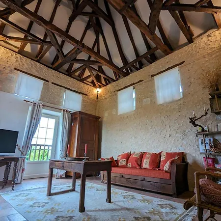 Holiday home De Charme 17eme S. Avec Jardin Clos, Proche Foret Et Aubeterre, Internet Fibre, Animaux Ok - Fr-1-653-42 *