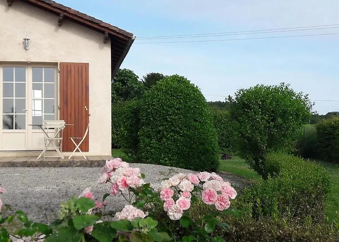 De Charme Avec Wifi Et Animaux Admis - Fr-1-653-42 * Saint-Romain (Charente)