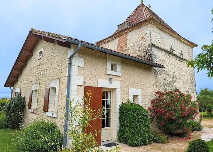 度假居 De Charme Avec Wifi Et Animaux Admis - Fr-1-653-42 Saint-Romain (Charente)