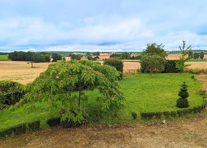 De Charme Avec Wifi Et Animaux Admis - Fr-1-653-42 Saint-Romain (Charente)